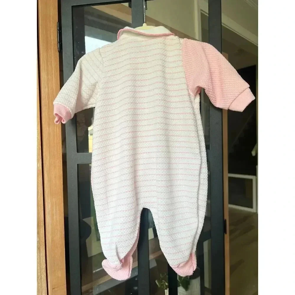 Vintage baby girl footie pajamas sleeper embroidered collar teddy bear onesie